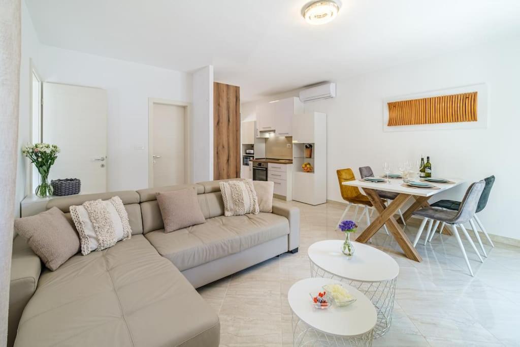 Anda - Kuca Za Odmor Villa Milna  Ngoại thất bức ảnh